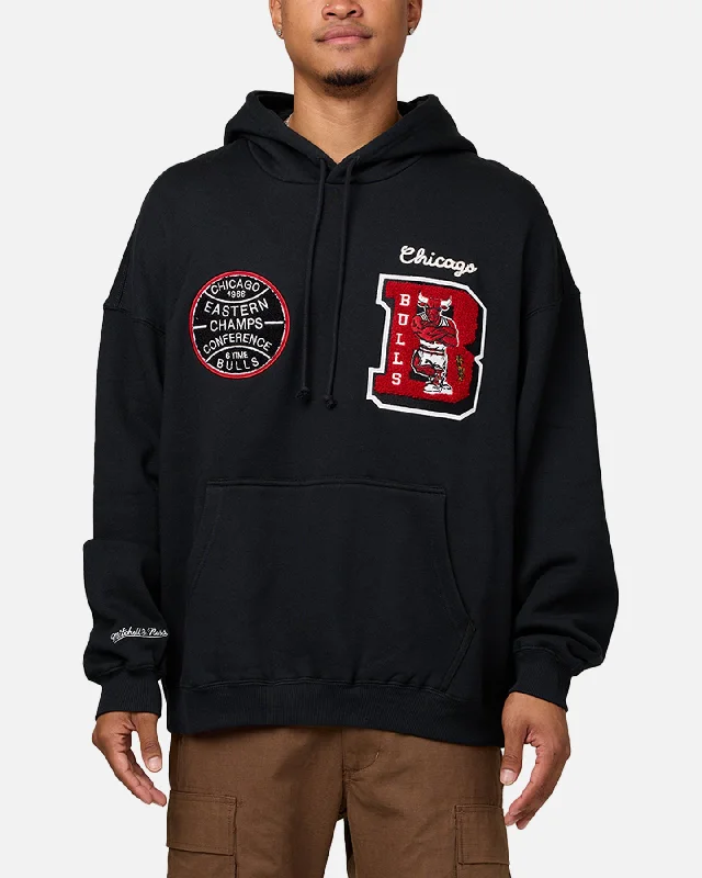 Mitchell & Ness Chicago Bulls Conference Hoodie Faded Black Hoodie with Hem Lace Feminine Delicate