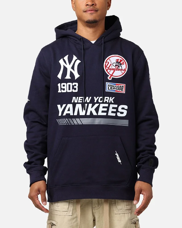 Pro Standard New York Yankees Fast Lane Hoodie Midnight Navy Hoodie with Stripes Bold Sporty