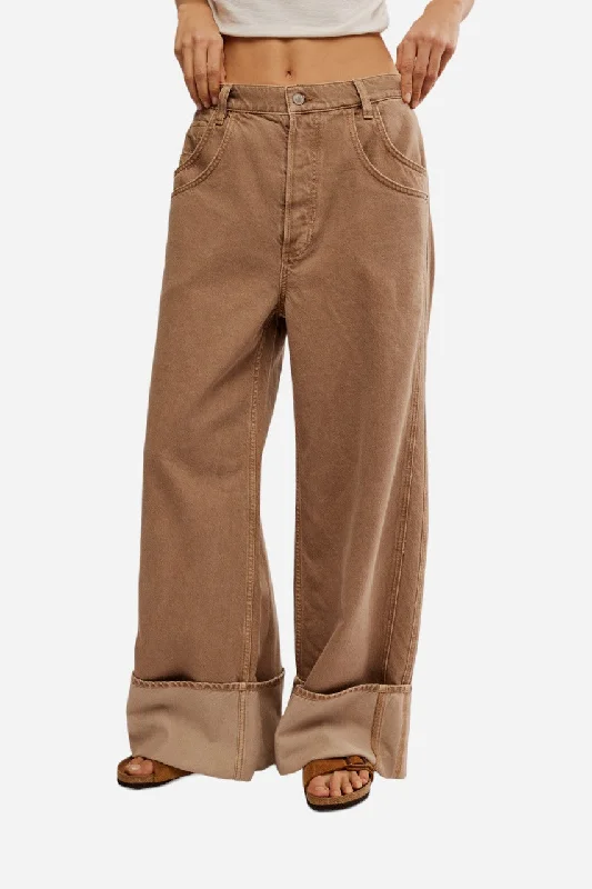 Free People Final Countdown Cuffed Mid Rise Wide Leg Pants in Tumbleweed Elegant Palazzo Trousers