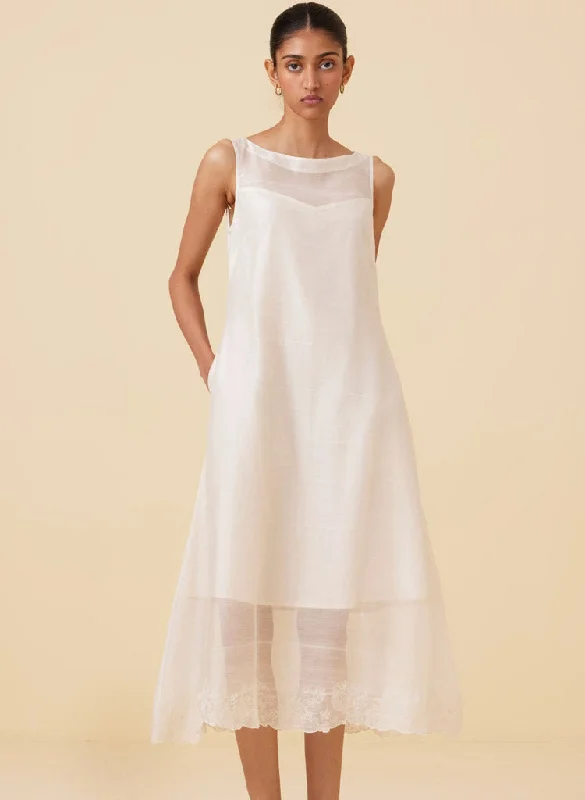 Reyah Embroidered Dress