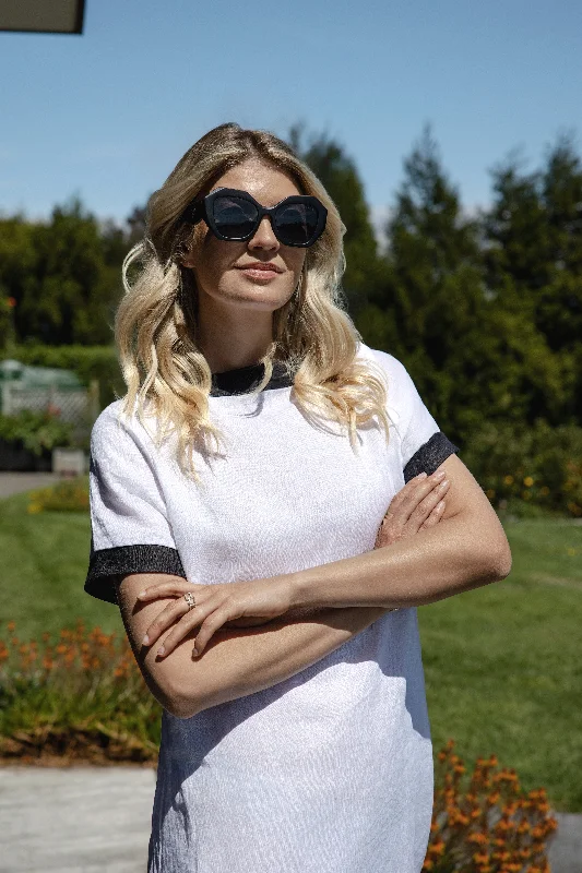 WHITE/BLACK